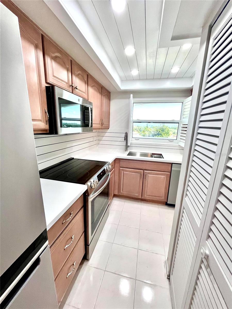 VENICE SANDS - Residential Lease