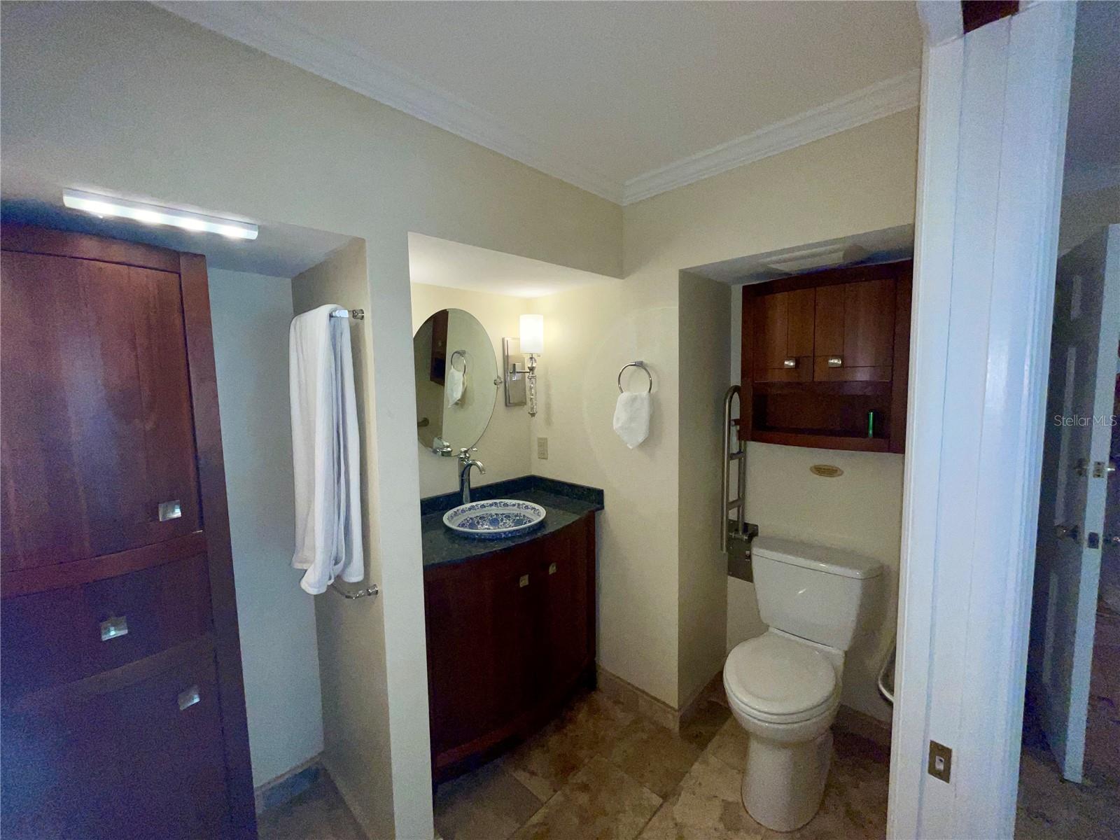 MAPLE HILL - Residential