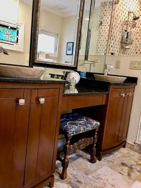 MAPLE HILL - Residential