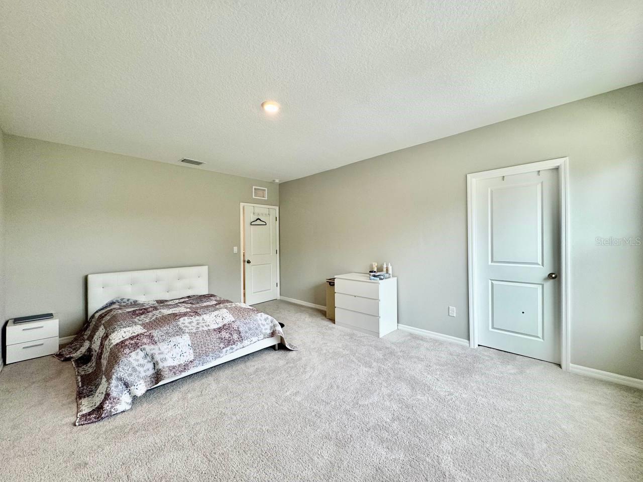 DEERBROOK PH 1 - Residential Lease
