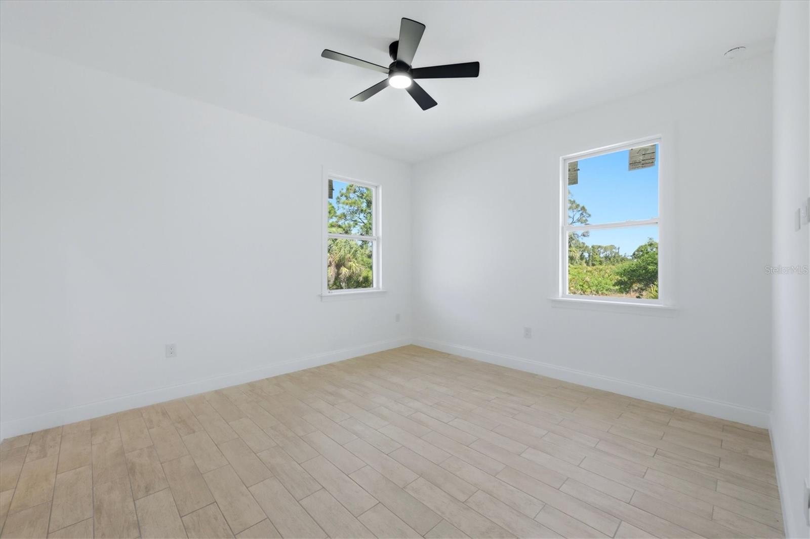 ROTONDA SANDS - Residential