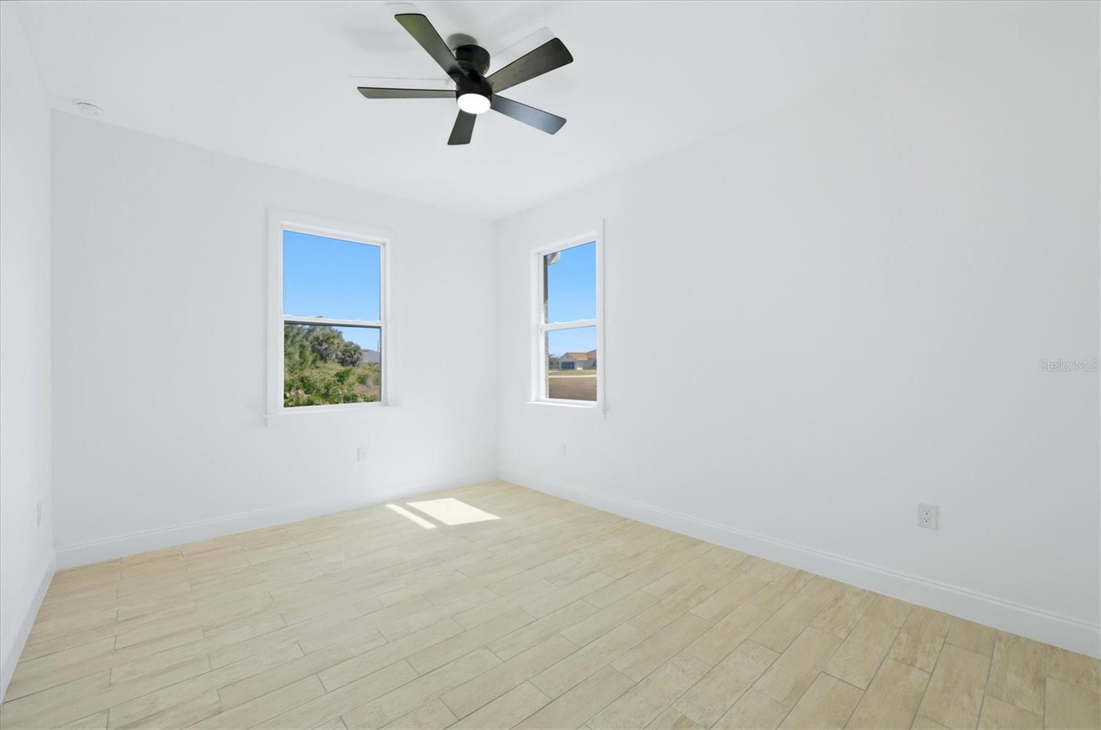 ROTONDA SANDS - Residential