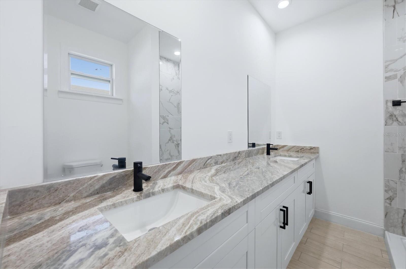 ROTONDA SANDS - Residential