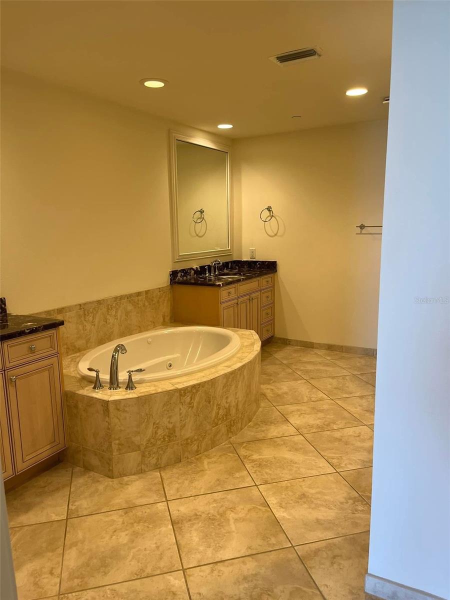 RESIDENCES AT SANDPEARL RESORT CONDO - Residential Lease