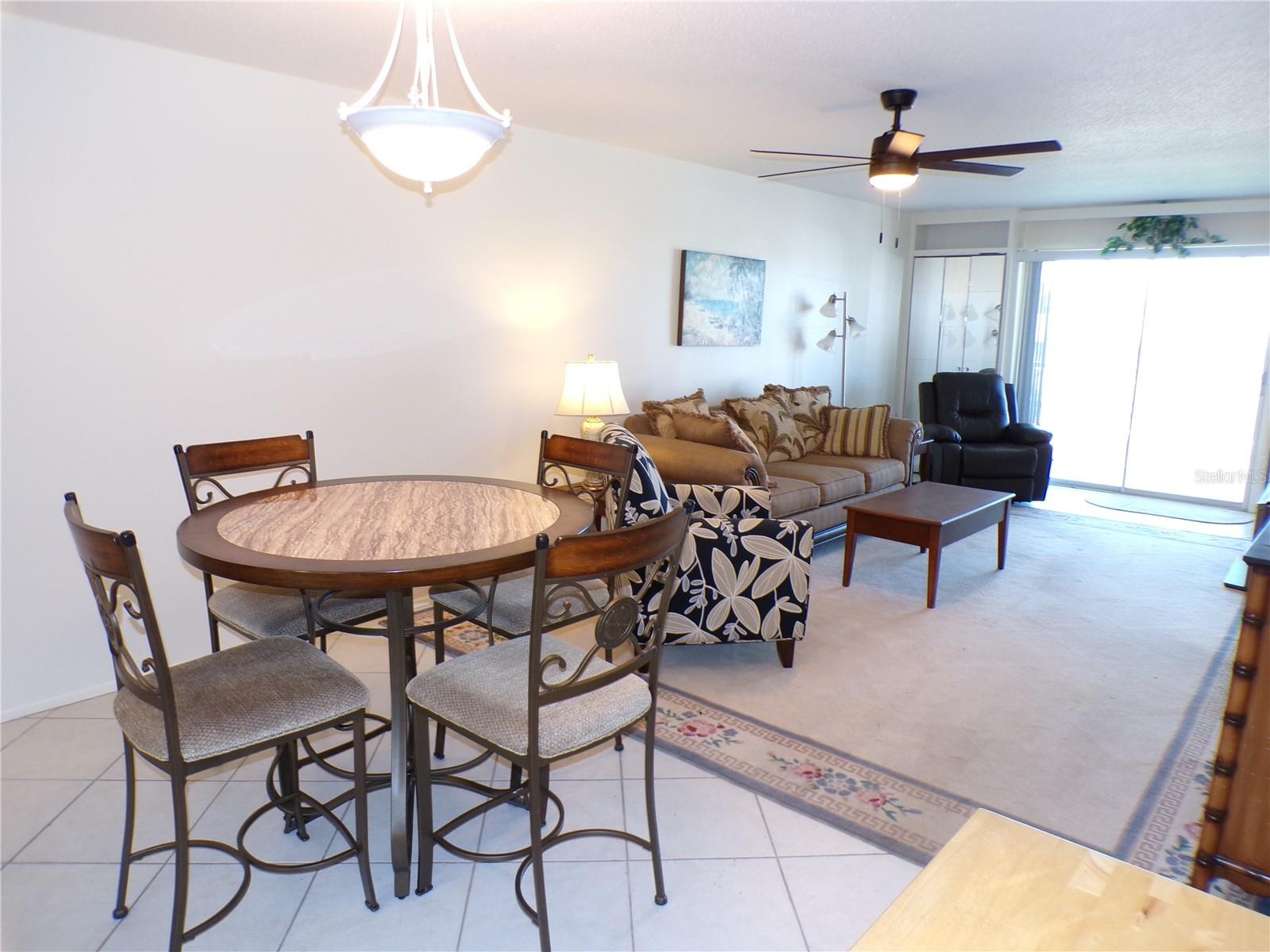 COUNTRY CLUB APTS - Residential Lease