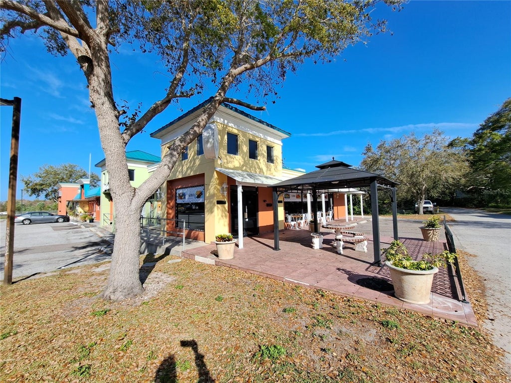 Photo of 1600 Achieva Way, Dunedin, FL 34698 (MLS # TB8546734)