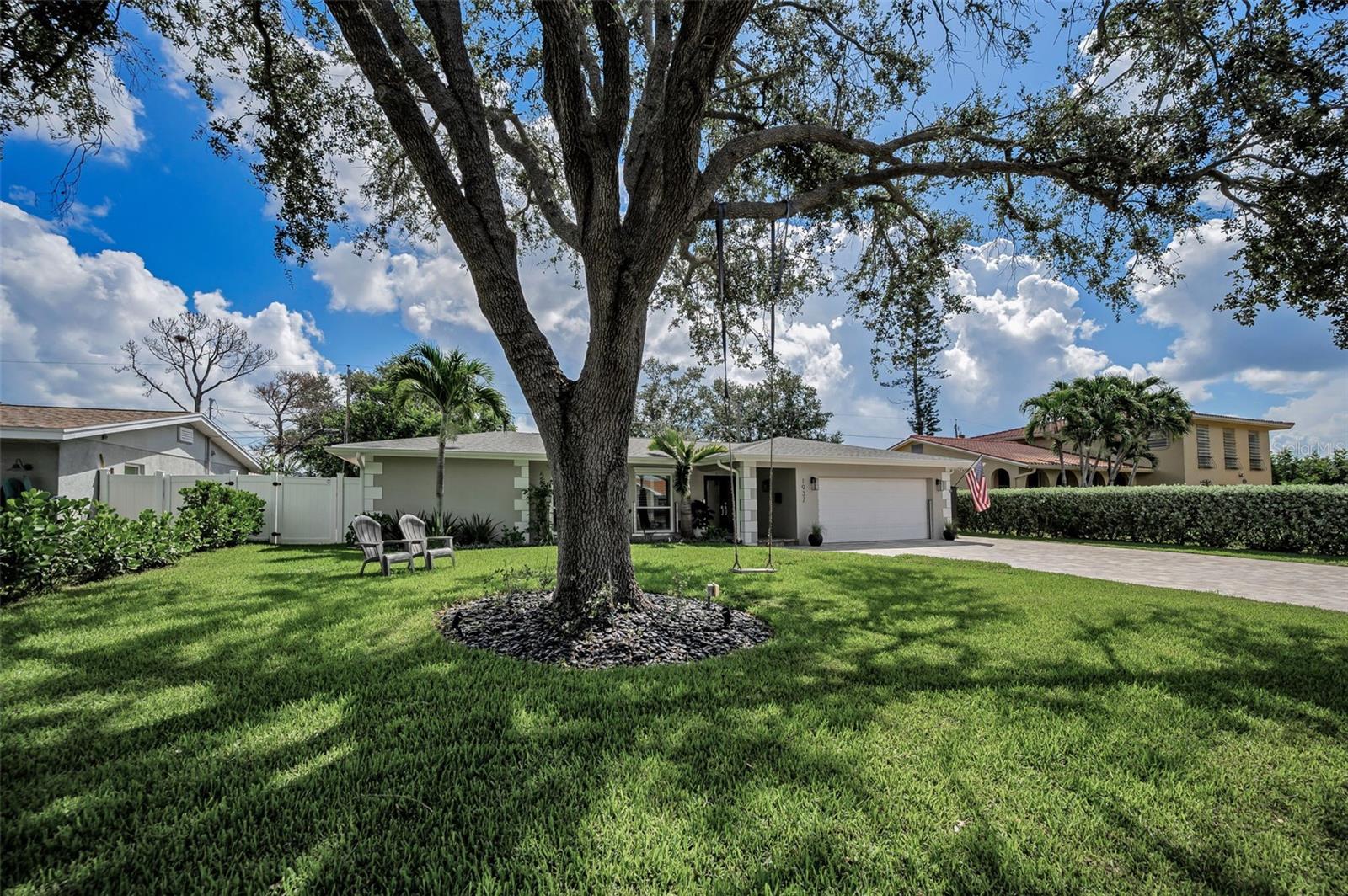 1937 DOLPHIN BOULEVARD S