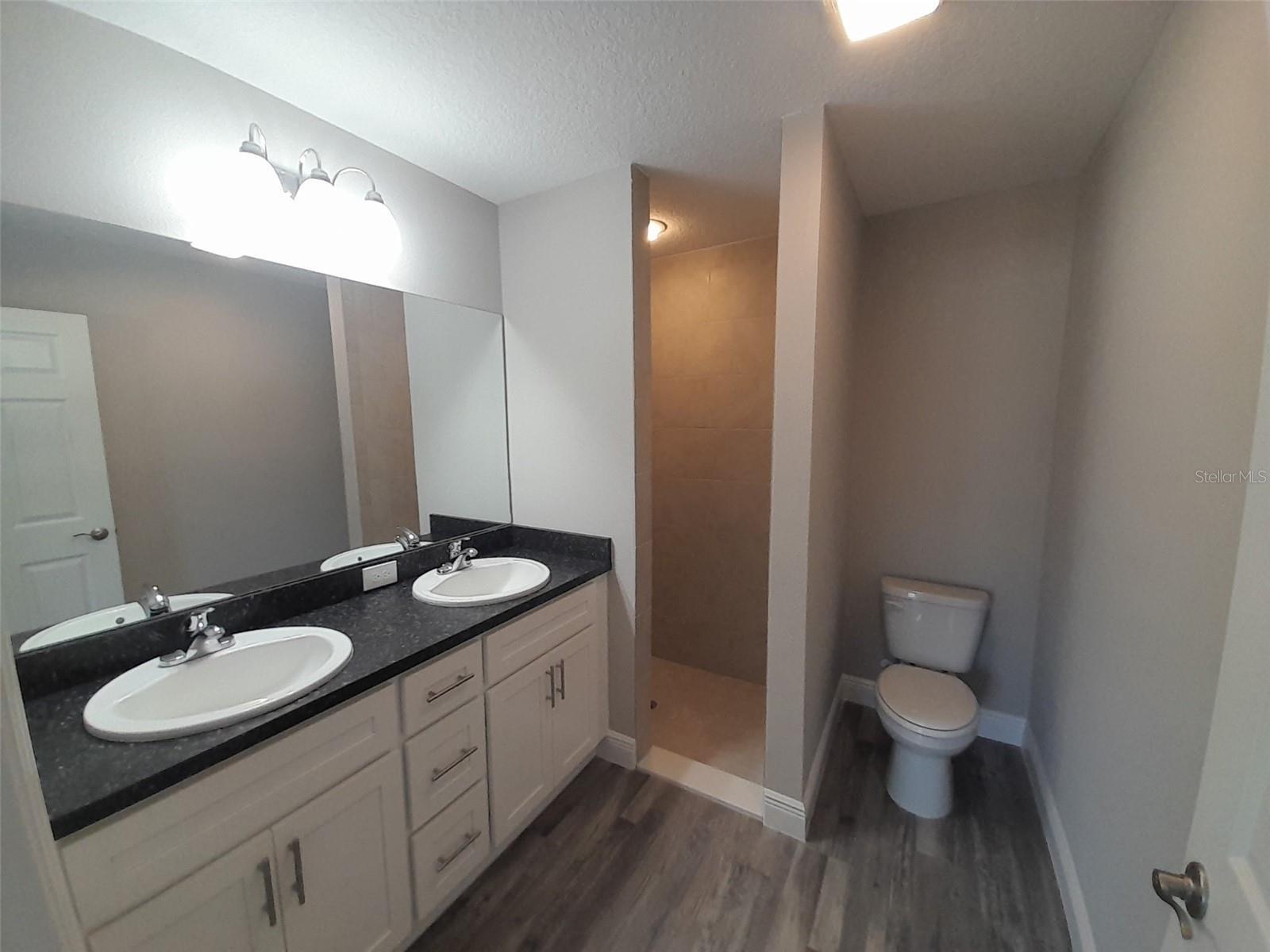 SILVER SPRINGS SHORES - Residential