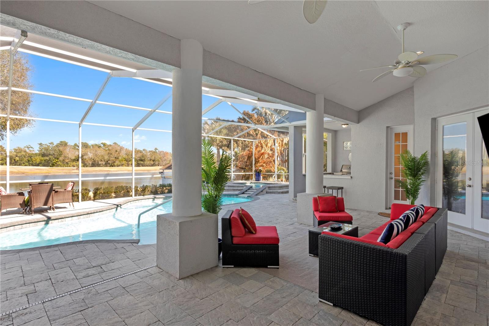 BLOOMINGDALE - Residential