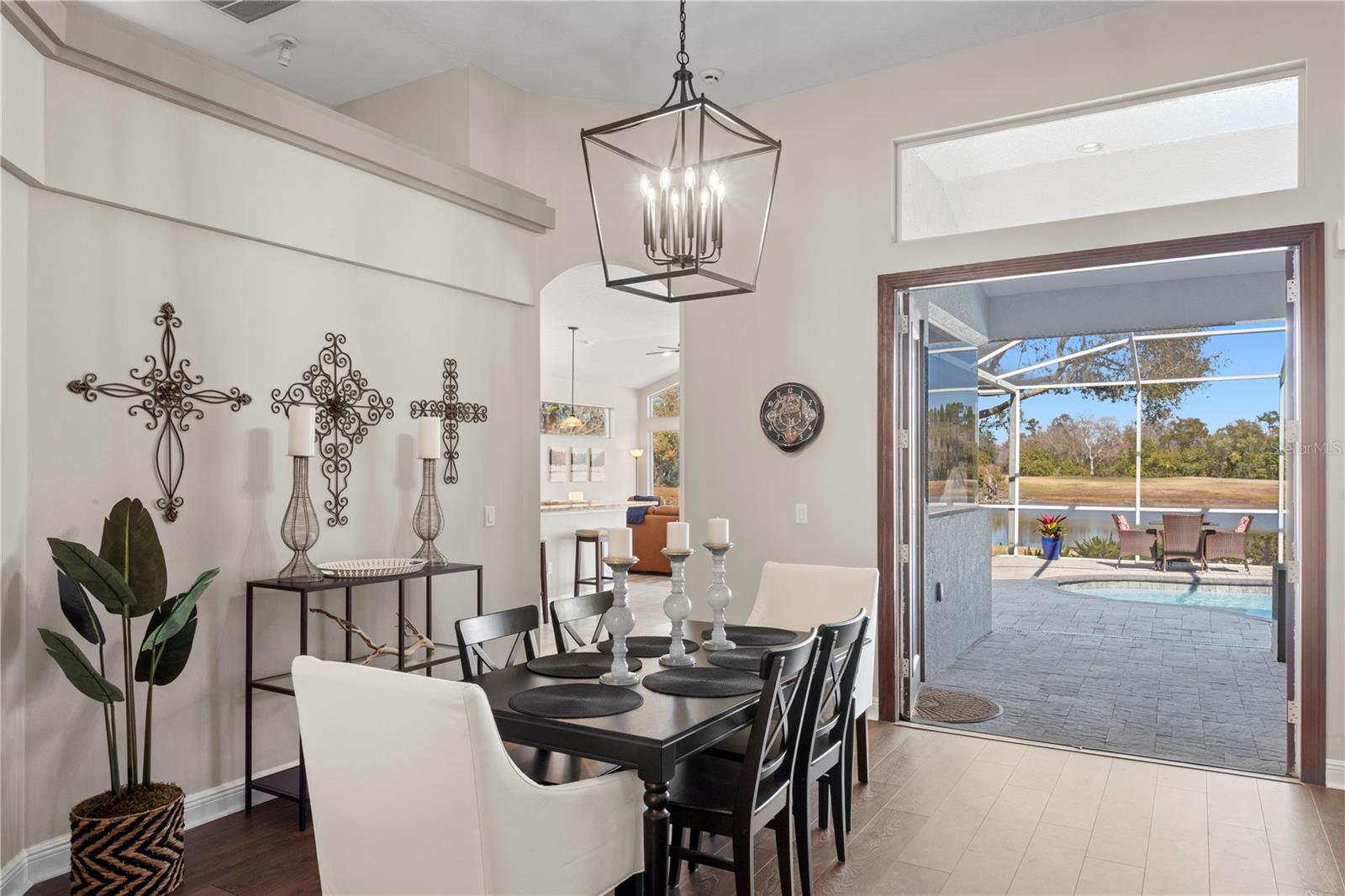 4302 FAIRCOURT DRIVE