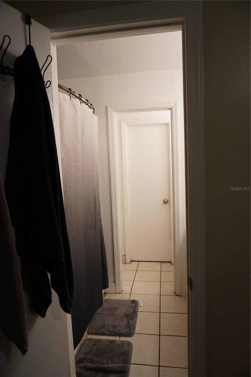 BRANDON SPANISH OAKS SUB - Residential Lease