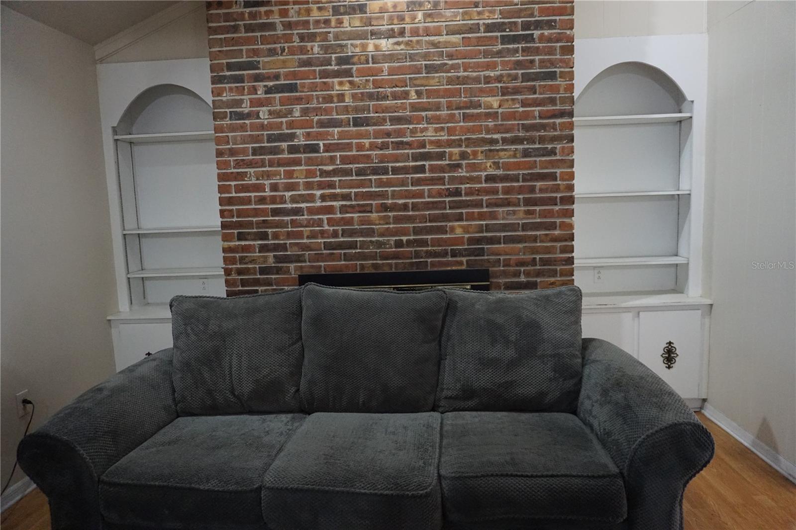 BRANDON SPANISH OAKS SUB - Residential Lease