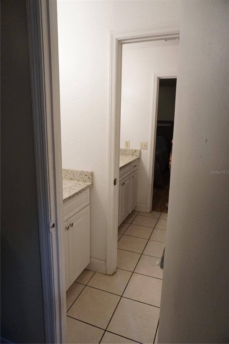 BRANDON SPANISH OAKS SUB - Residential Lease