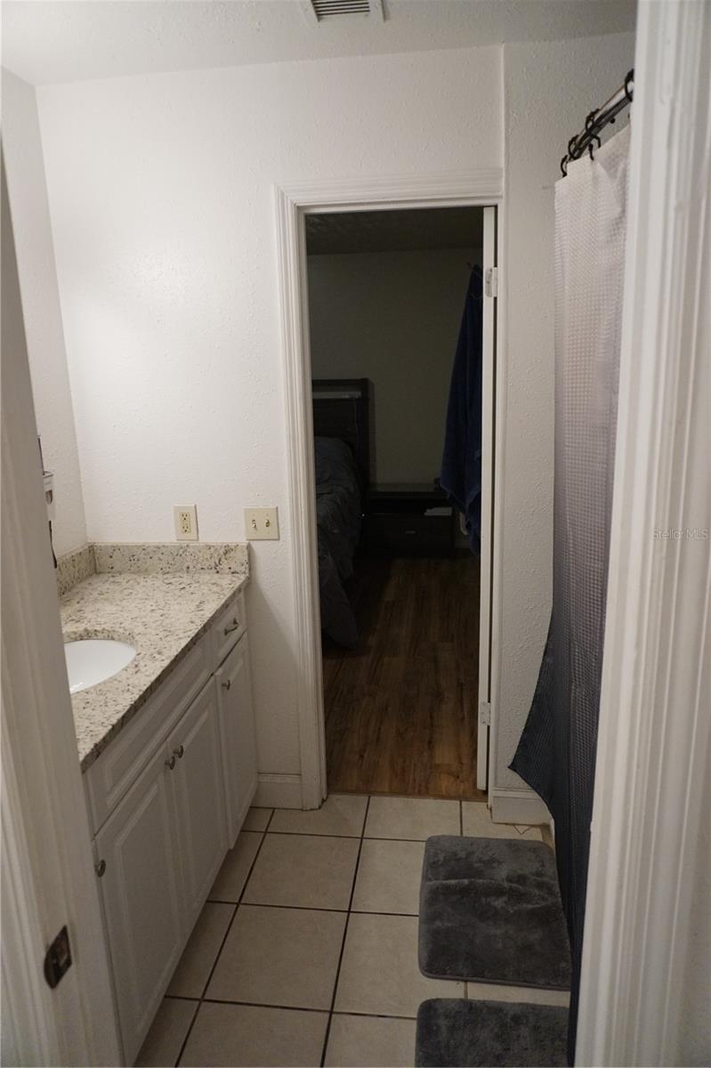 BRANDON SPANISH OAKS SUB - Residential Lease