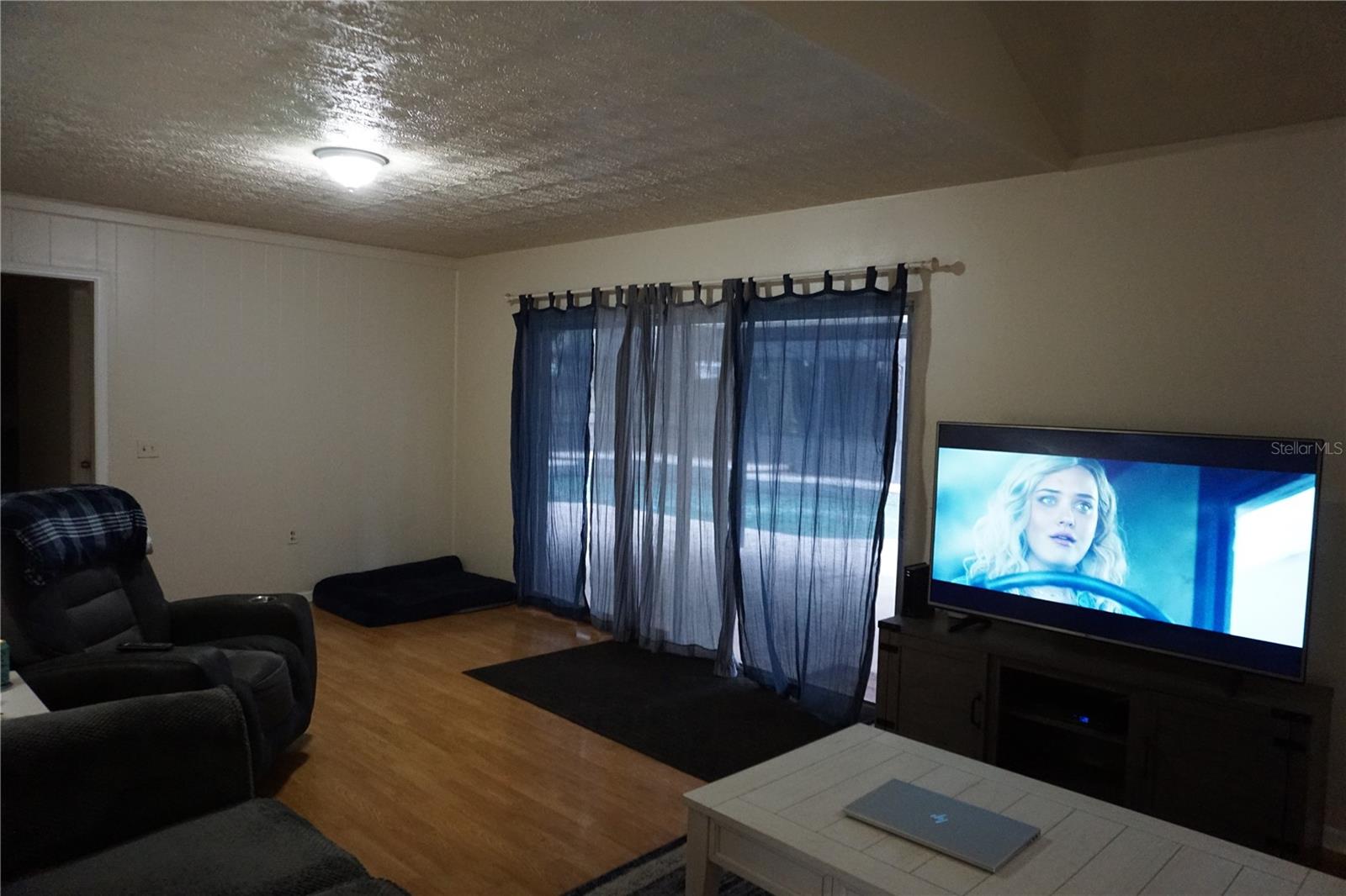 BRANDON SPANISH OAKS SUB - Residential Lease