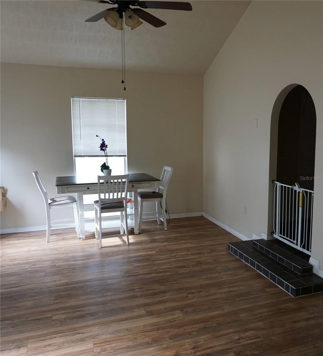 BRANDON SPANISH OAKS SUB - Residential Lease