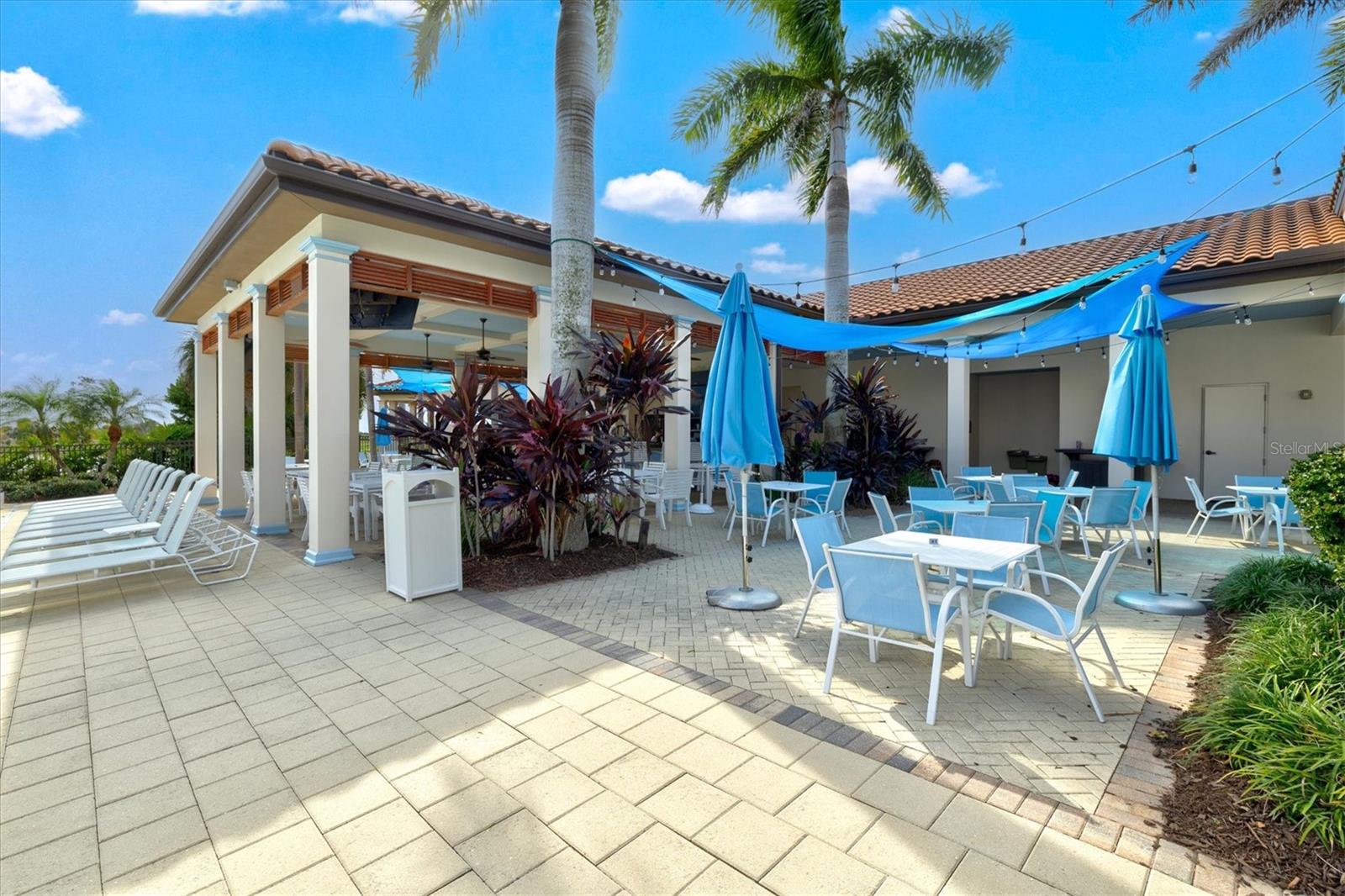 SARASOTA NATIONAL - Residential