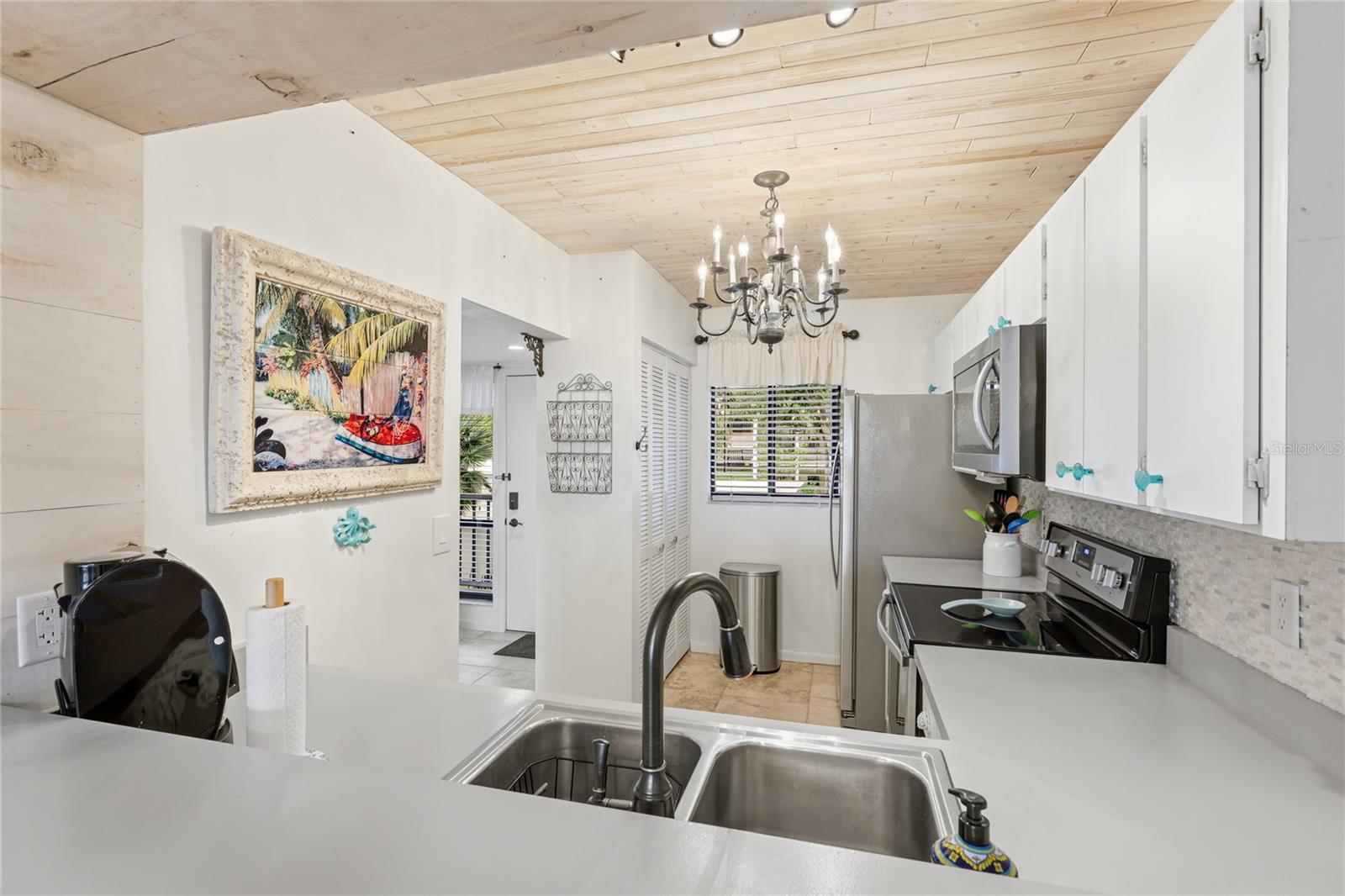 BIRD BAY II - Residential
