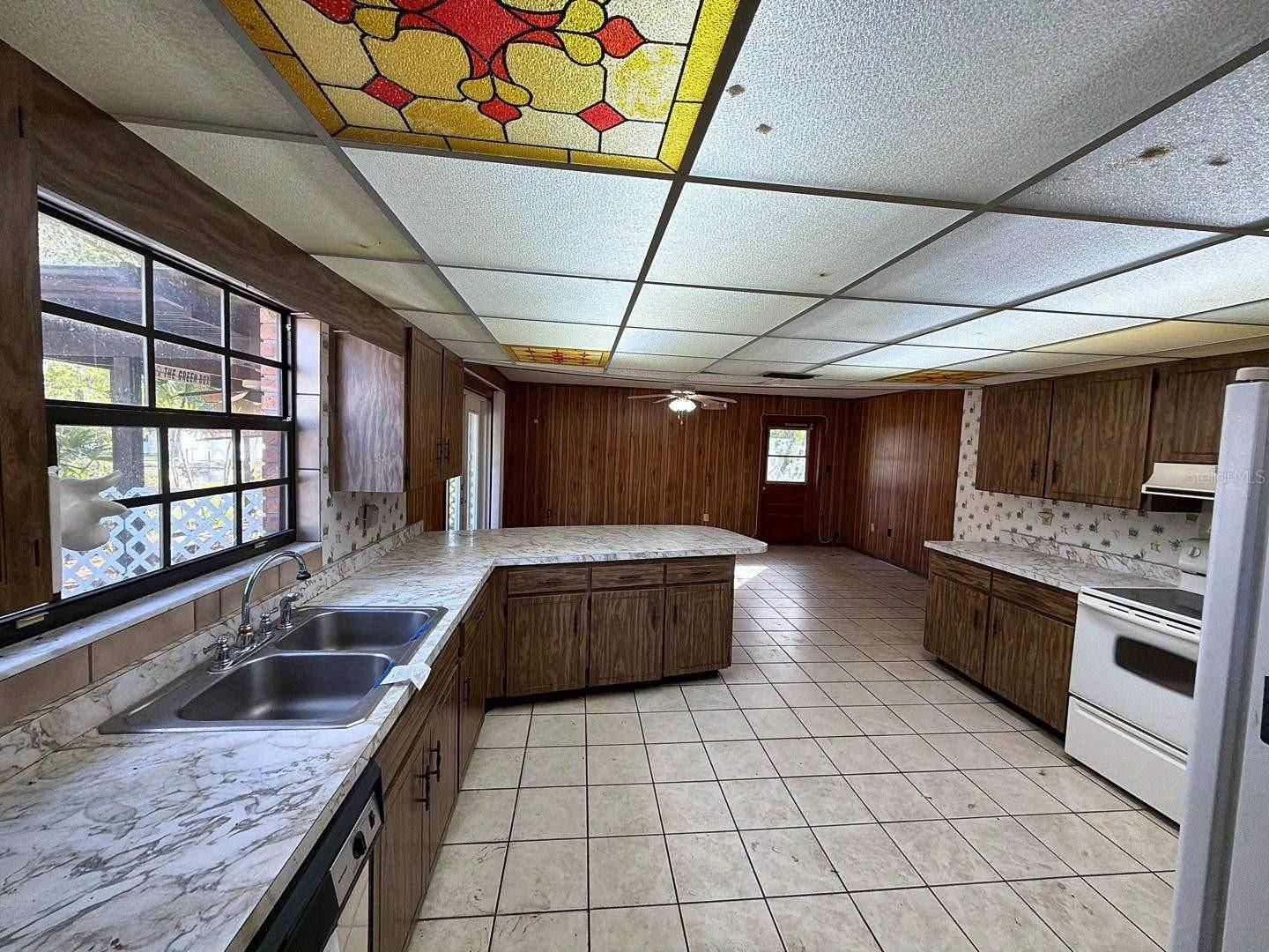 11241 PINE RIDGE ROAD