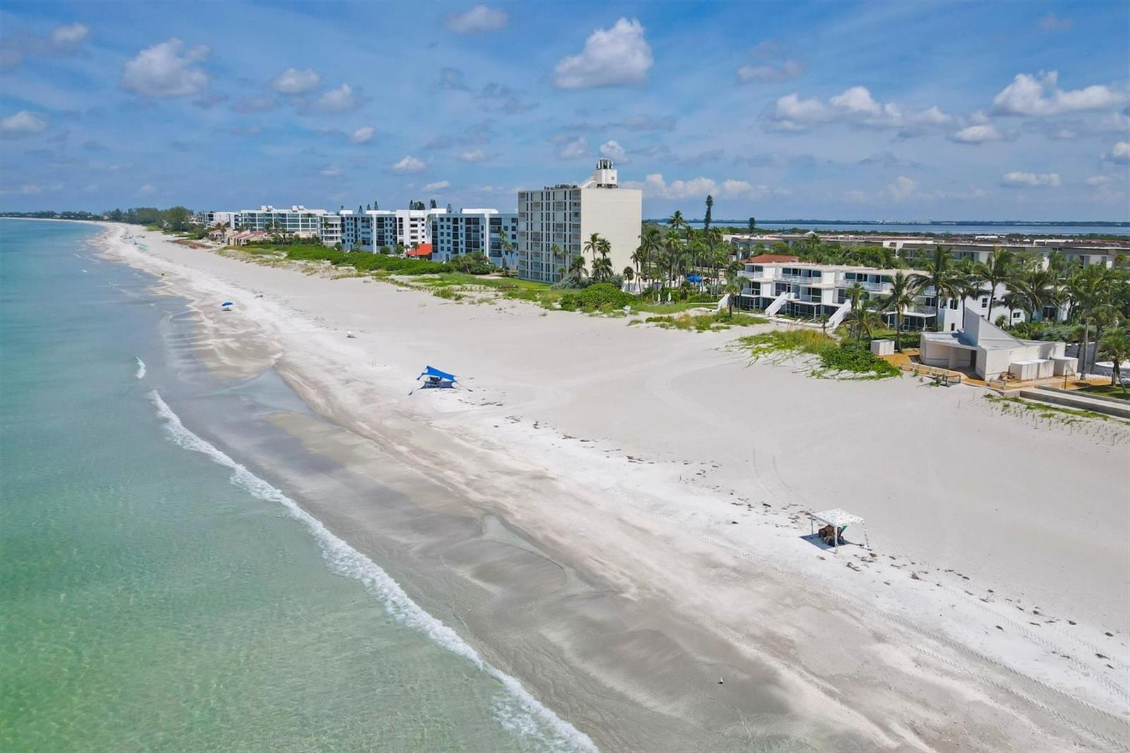 SUTTON PLACE - Residential