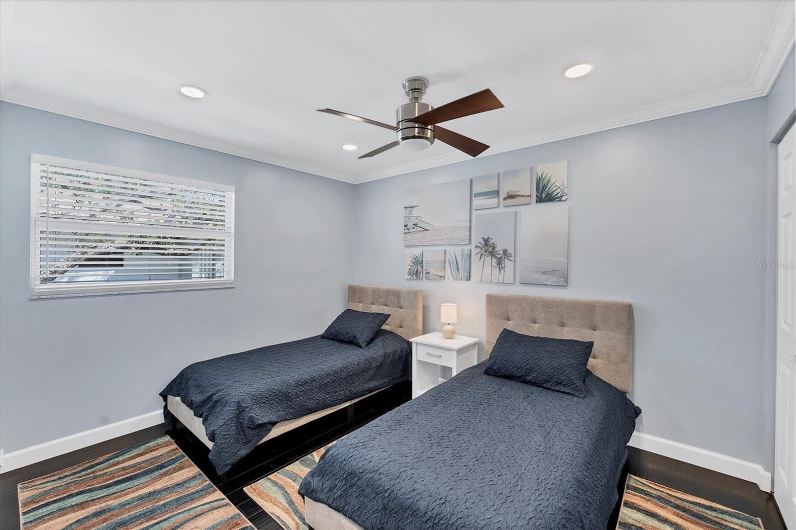 SUTTON PLACE - Residential