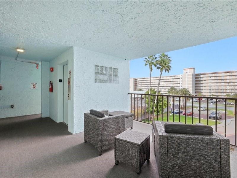 HEMINGWAY CONDO THE - Residential