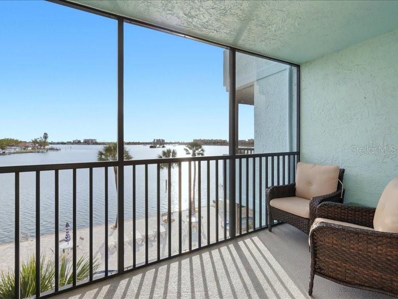 HEMINGWAY CONDO THE - Residential