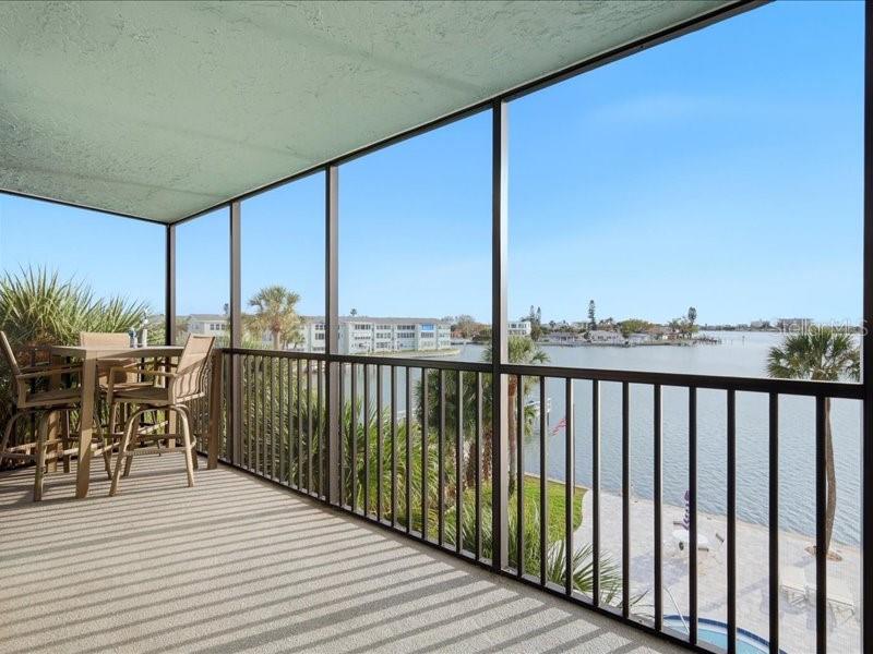 HEMINGWAY CONDO THE - Residential