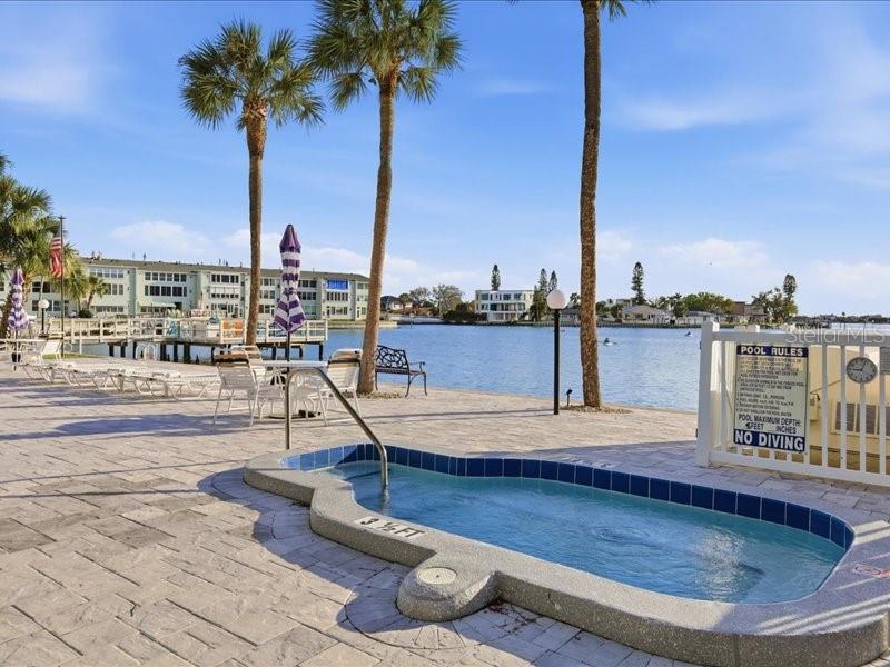 HEMINGWAY CONDO THE - Residential