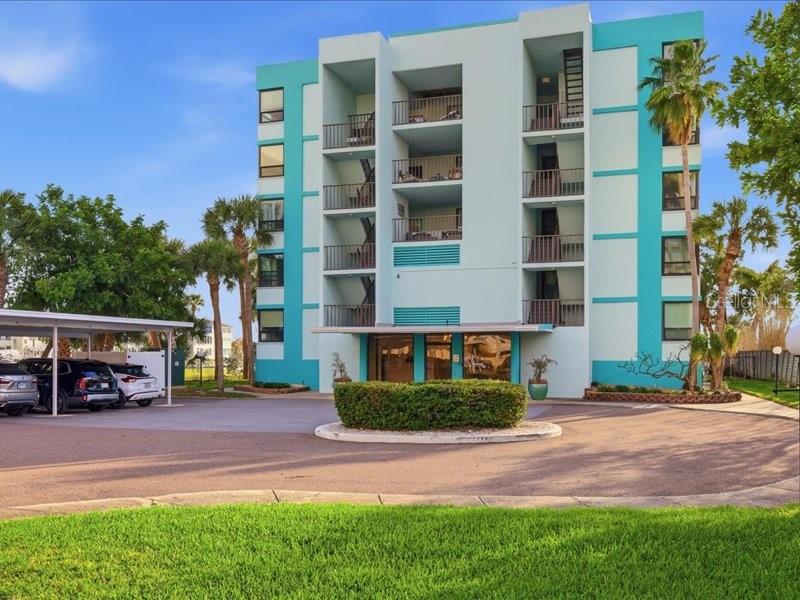 HEMINGWAY CONDO THE - Residential