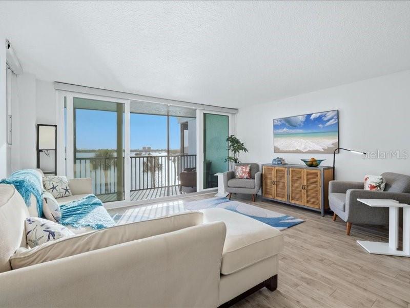 HEMINGWAY CONDO THE - Residential