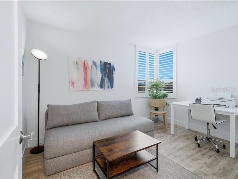 HEMINGWAY CONDO THE - Residential