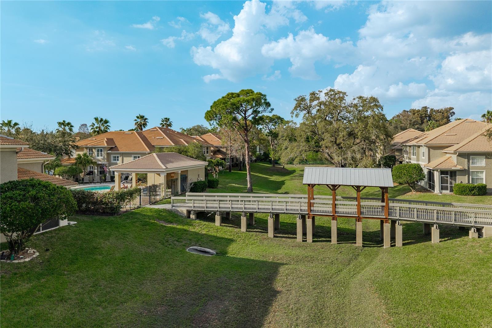 COVERED BRIDGE TOWNHOMES - Residential