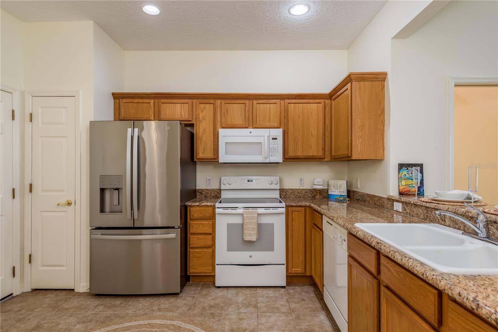 COVERED BRIDGE TOWNHOMES - Residential