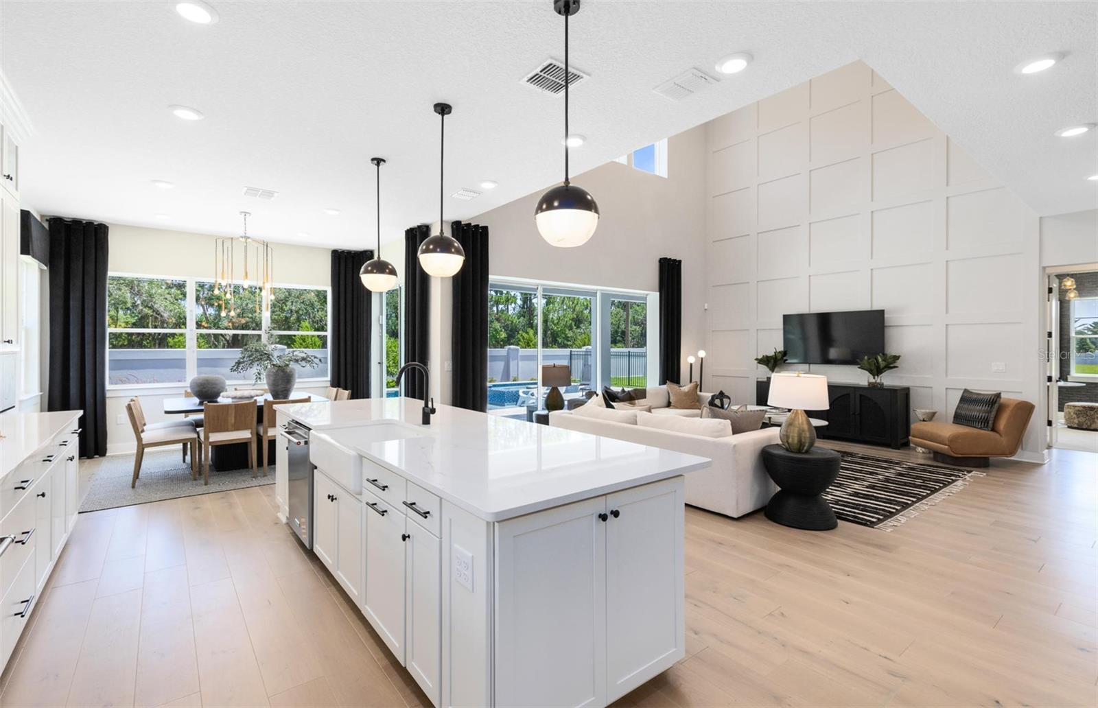 PARKSIDE TRAILS - Residential