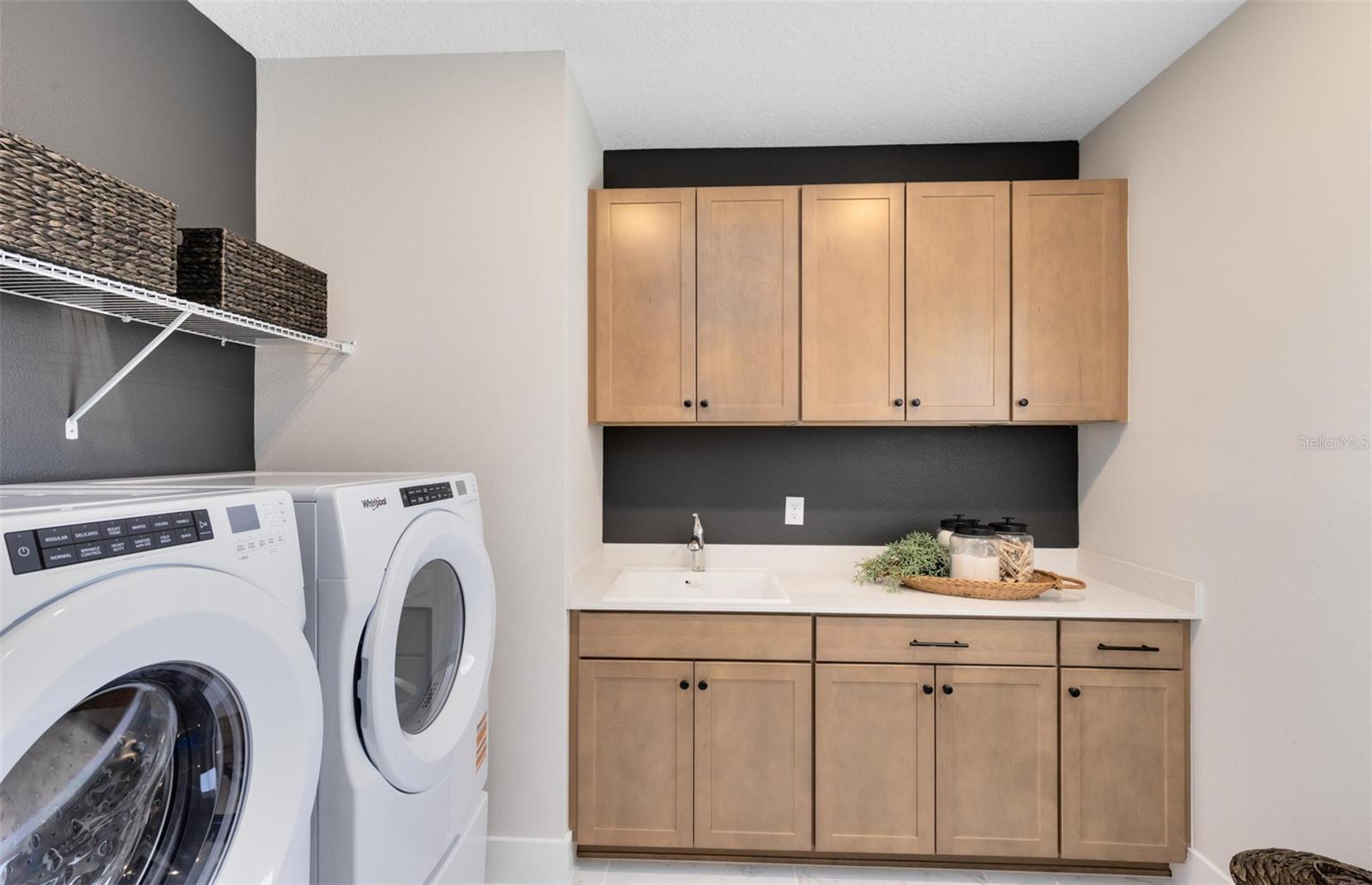 PARKSIDE TRAILS - Residential