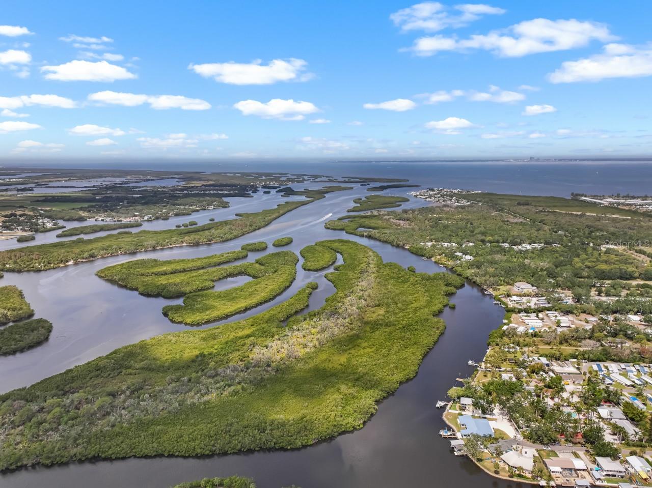 CAREYS PIRATE POINT - Residential