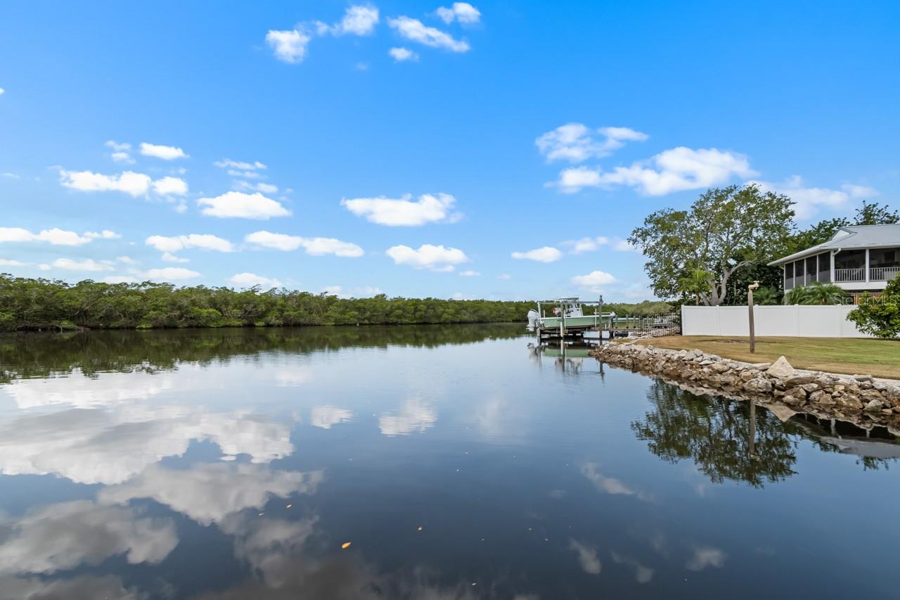 CAREYS PIRATE POINT - Residential