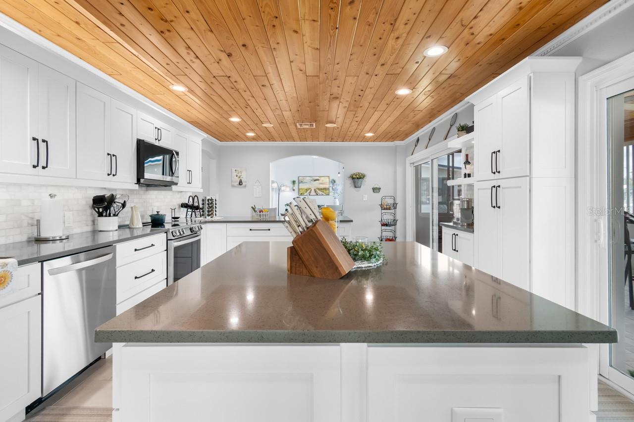 CAREYS PIRATE POINT - Residential