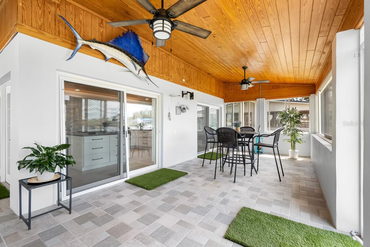 CAREYS PIRATE POINT - Residential