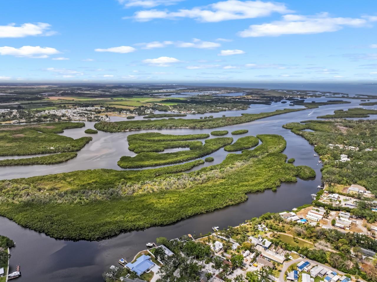 CAREYS PIRATE POINT - Residential