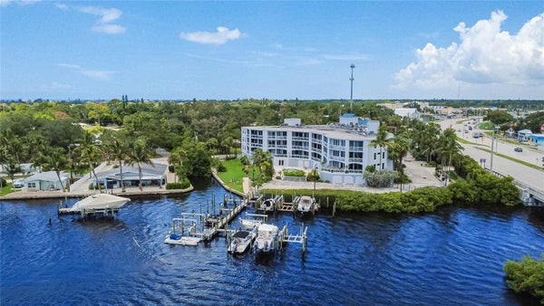 516 TAMIAMI TRL S UNIT 306, NOKOMIS, FL 34275 - Image a4d3f406eafe5ad77d98022dff1bdcb0/3791015575