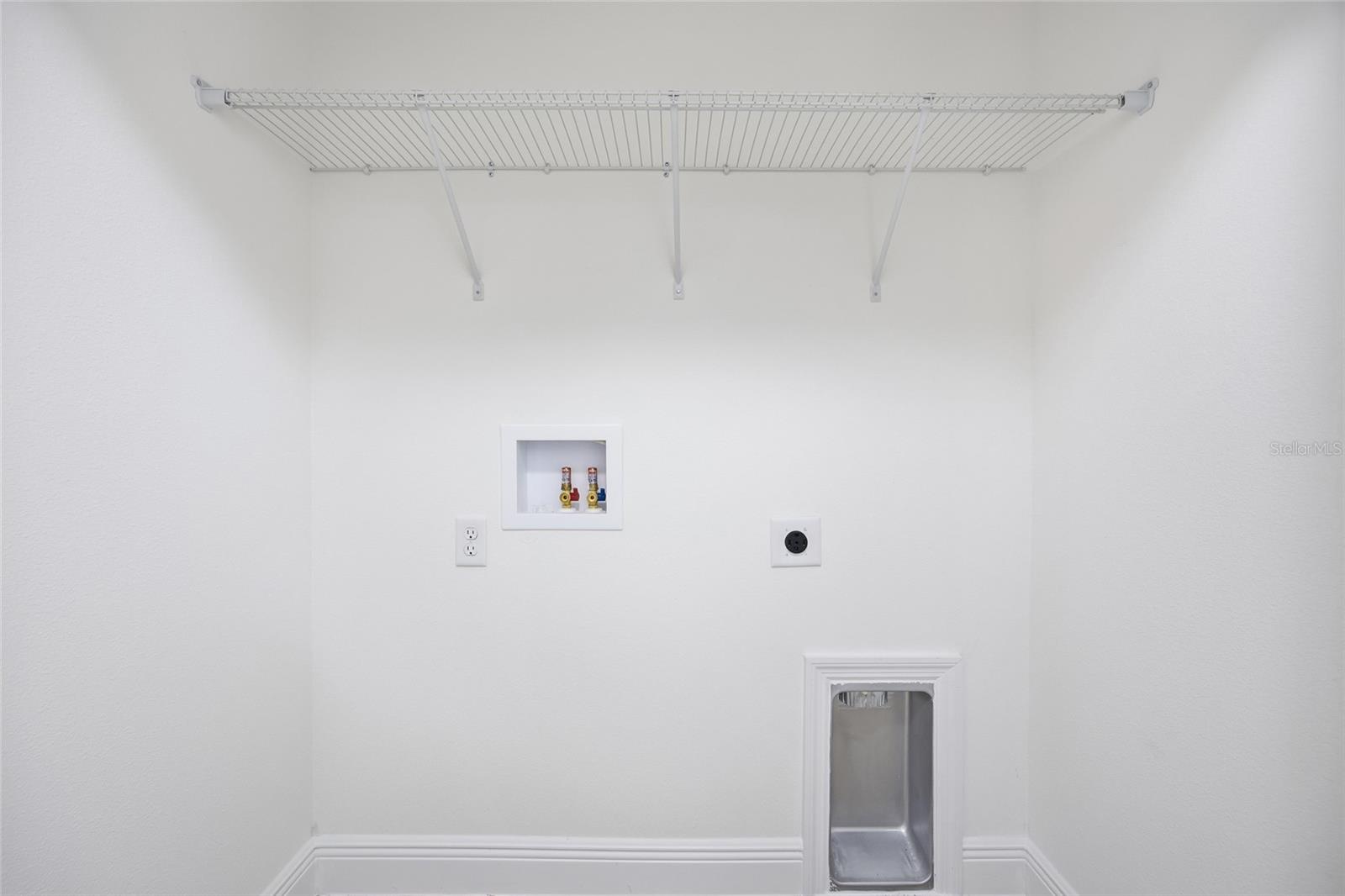 ROLLING RANCH ESTATE - Residential