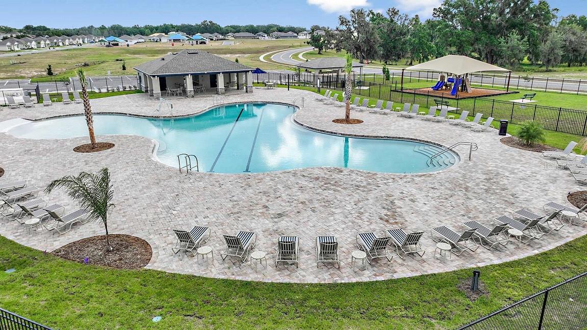 WIND MEADOWS SOUTH - Residential