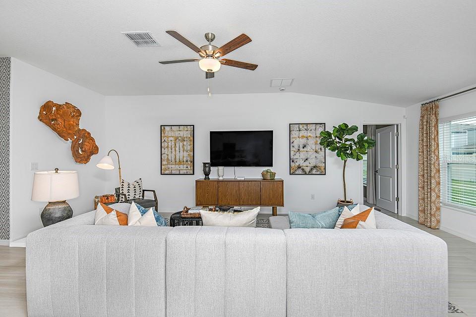 WIND MEADOWS SOUTH - Residential