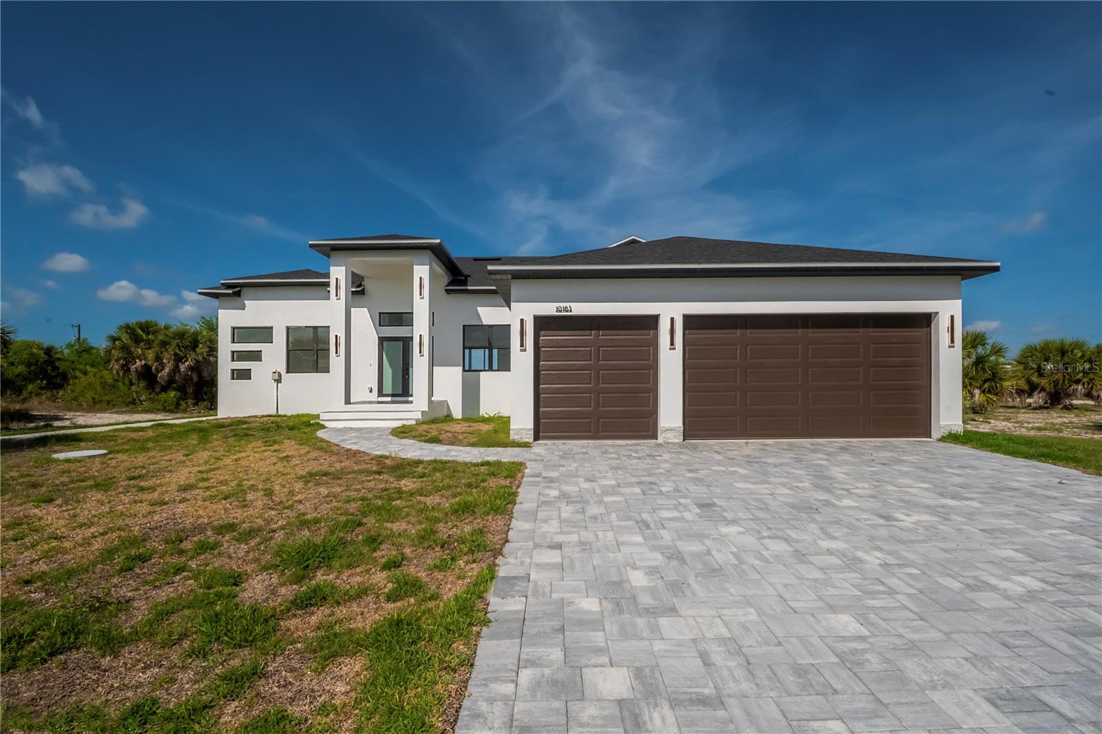 10165 & 10157 KINGSVILLE DRIVE