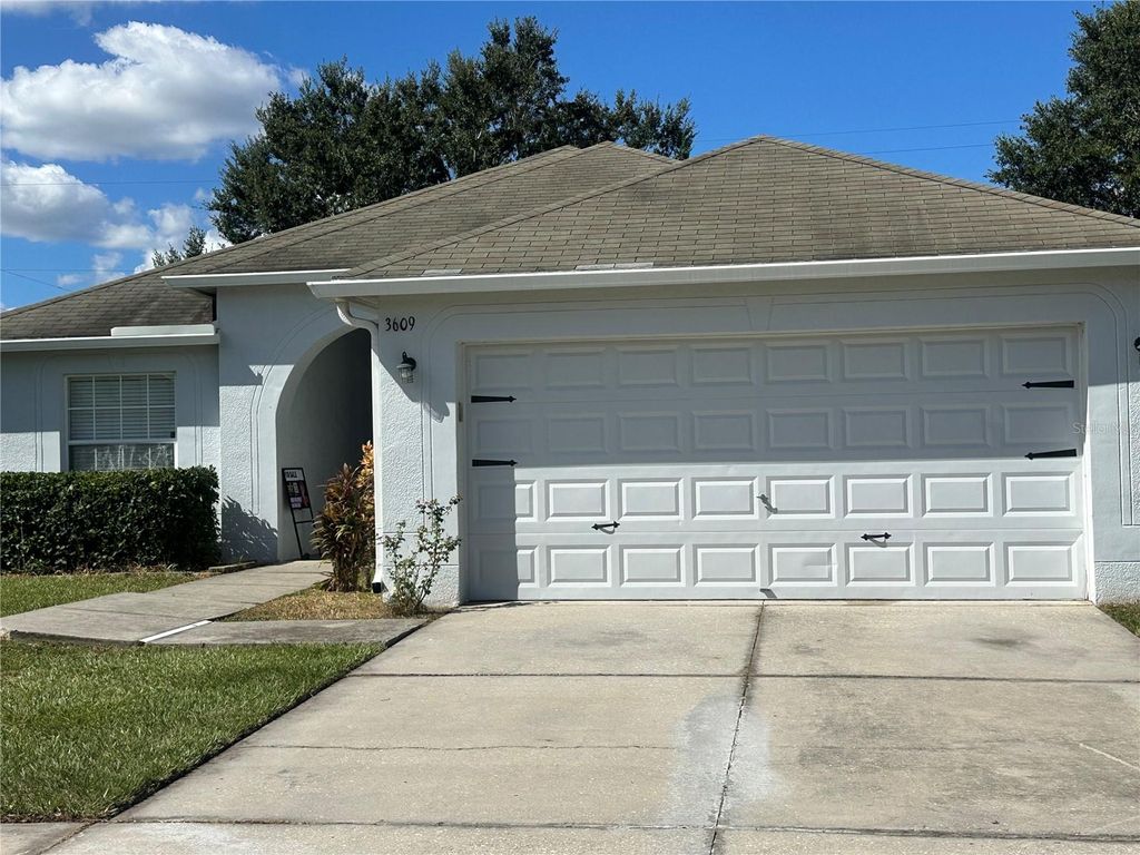 Photo of 3609 Trapnell Grove Loop, Plant City, FL 33567 (MLS # TB8436138)