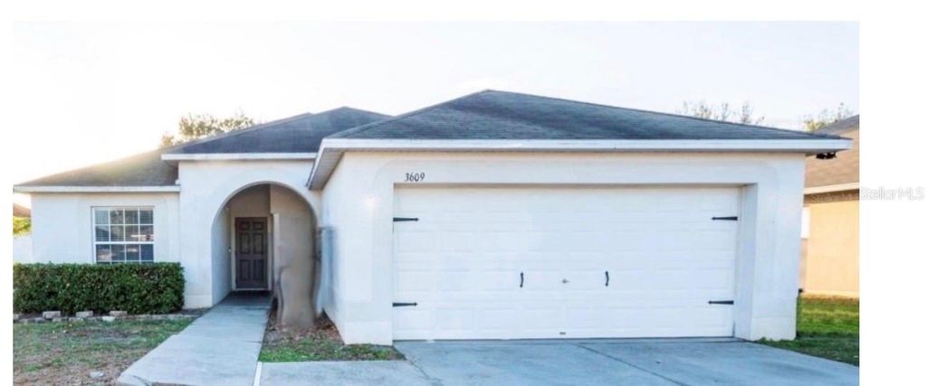 Photo of 3609 Trapnell Grove Loop, Plant City, FL 33567 (MLS # TB8436138)