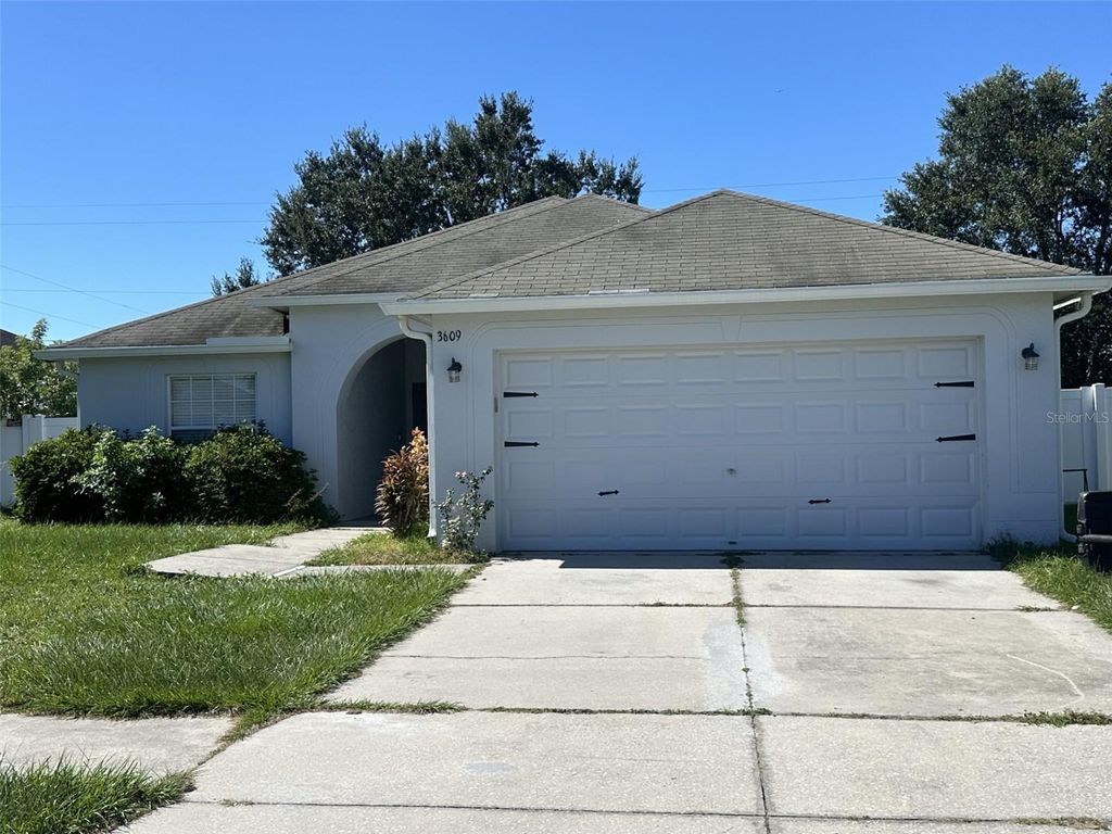Photo of 3609 Trapnell Grove Loop, Plant City, FL 33567 (MLS # TB8436138)