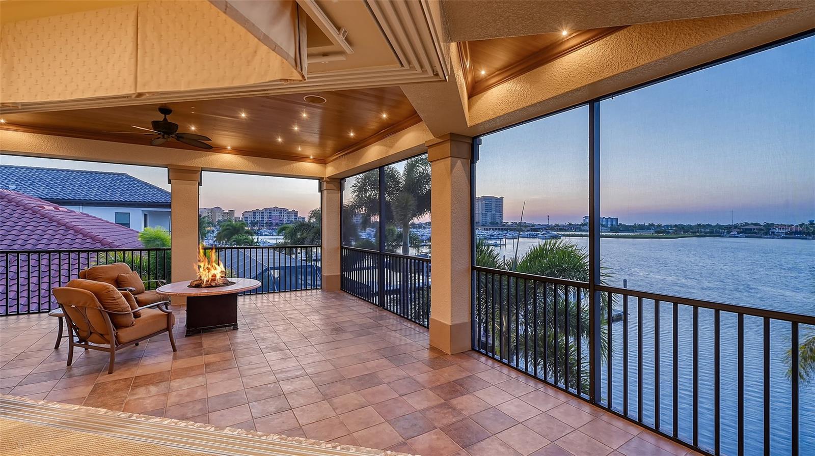 ISLAND AT RIVIERA DUNES - Residential